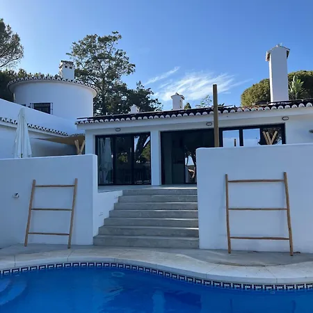 Villa Palmerie - Private Design-Led Luxury Villa With Pool, Gardens & Mediterranean Calm - Sea View, Near Beach, Sleeps 12 Villa Sitio de Calahonda